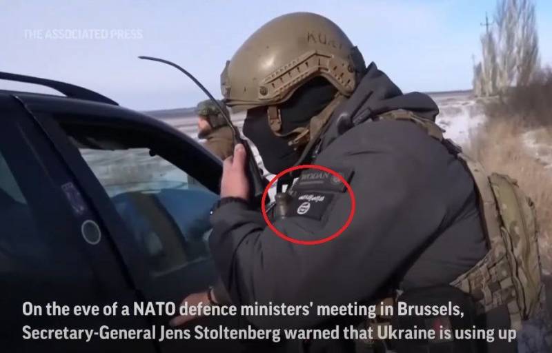Датское СМИ показало шеврон ИГИЛ* на рукаве украинского военного