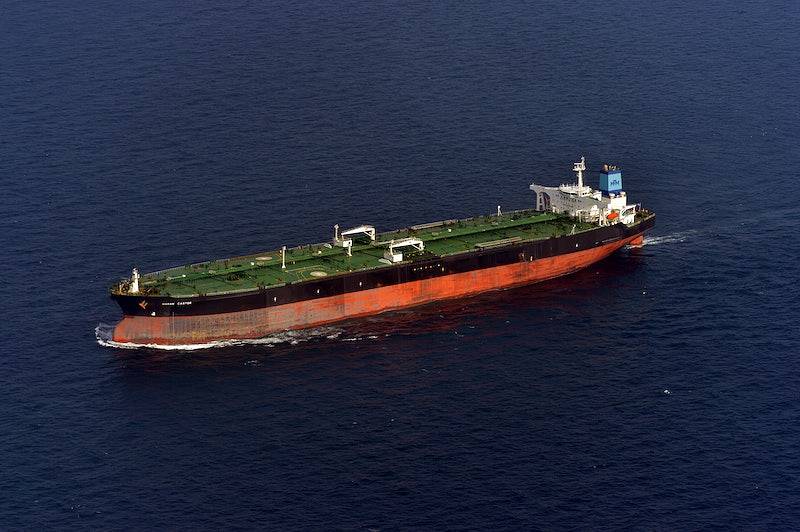 Малоизвестные компании из ОАЭ вошли в тройку крупнейших перевозчиков российской нефти